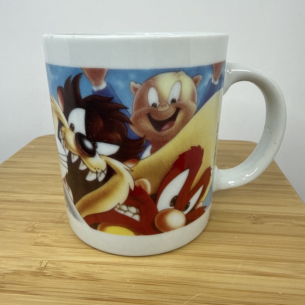 Looney Tunes Bugs Bunny Taz Yosemite Sam Tweety Coffee Mug‎ Cup Warner Bros 1996